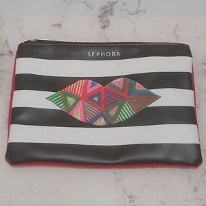 NWOT Sephora Lips Woven Clutch Makeup Bag